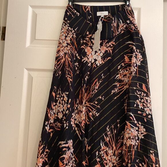 JOIE skirt - Picture 3 of 4